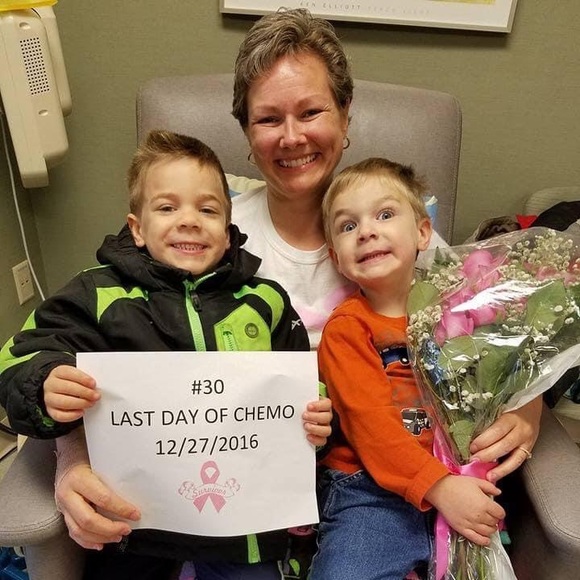 TO BOOKMARK MY CLOSET โLIKEโ THIS LISTING ๐๐๐๐๐๐๐ - Picture 9 of 9